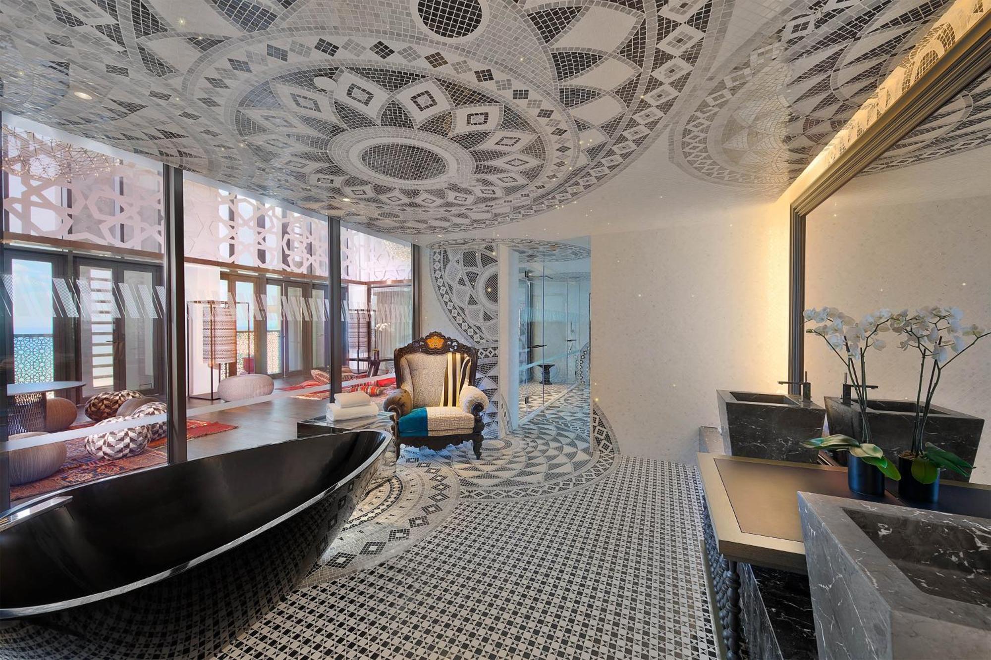 ホテル W マスカット エクステリア 写真 The interior of the hotel